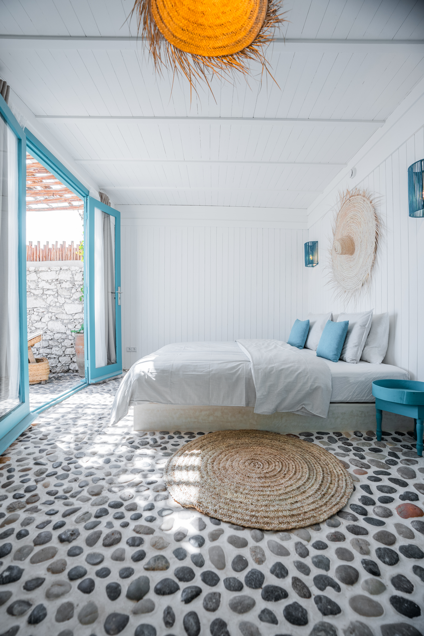 capsimbay-teal-cottage-room-1